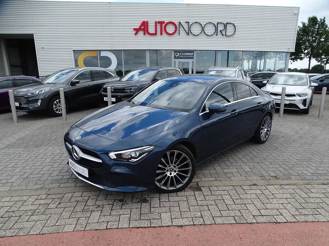 Mercedes-Benz CLA 180 AMG Line - Afbeelding 1