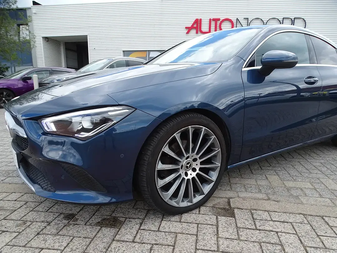 Mercedes-Benz CLA 180 AMG Line - Thumbnail 6