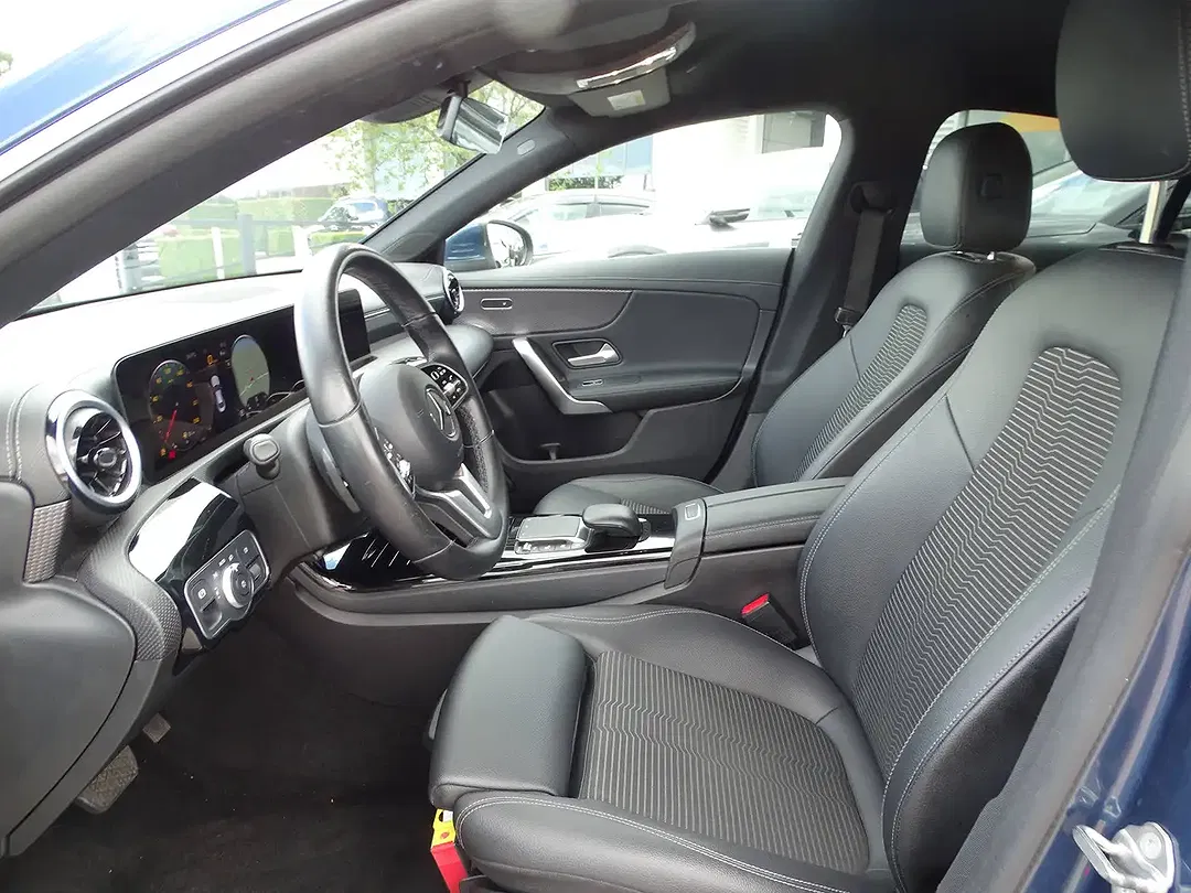 Mercedes-Benz CLA 180 AMG Line - Thumbnail 7