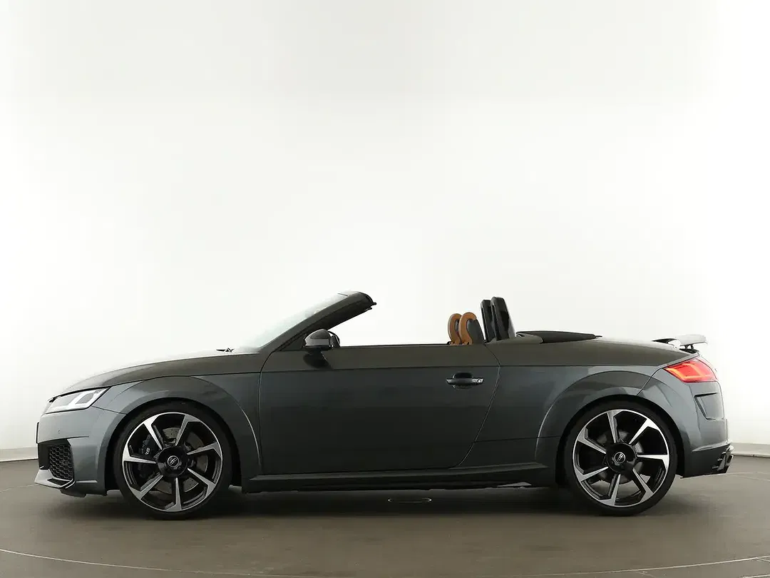 Audi TT RS S tronic Roadster - Thumbnail 6