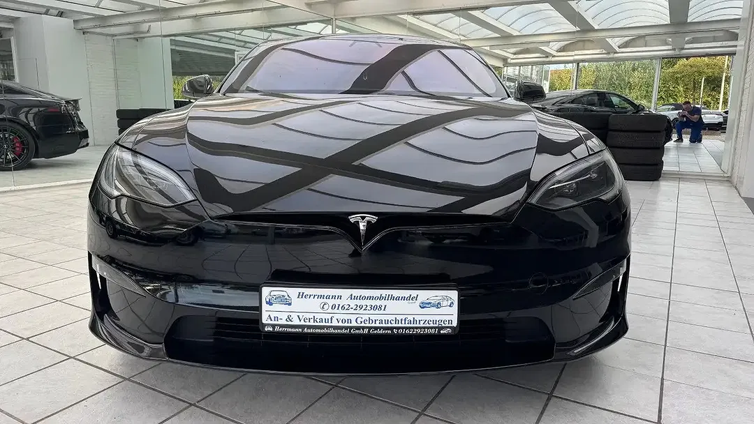 Tesla Model S Plaid - foto 2