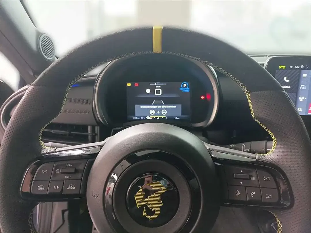 Abarth 600e Scorpionissima - Thumbnail 13