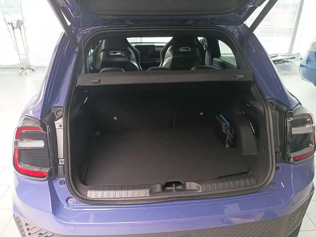 Abarth 600e Scorpionissima - Thumbnail 9