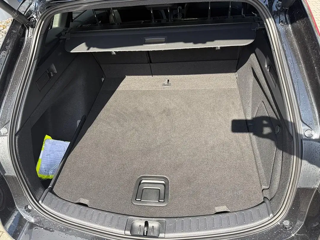 Toyota Auris Hybrid Team Deutschland - Thumbnail 14