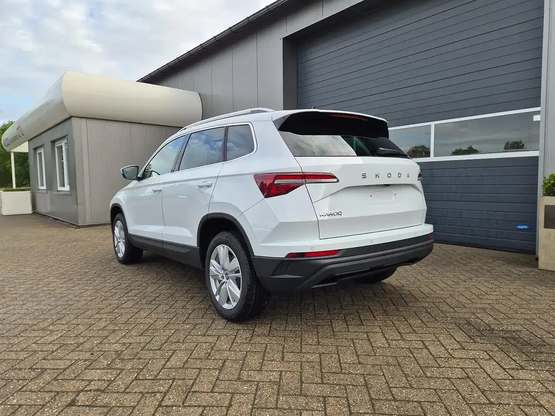 Skoda Karoq 1.5 TSI DSG Selection - Thumbnail 2