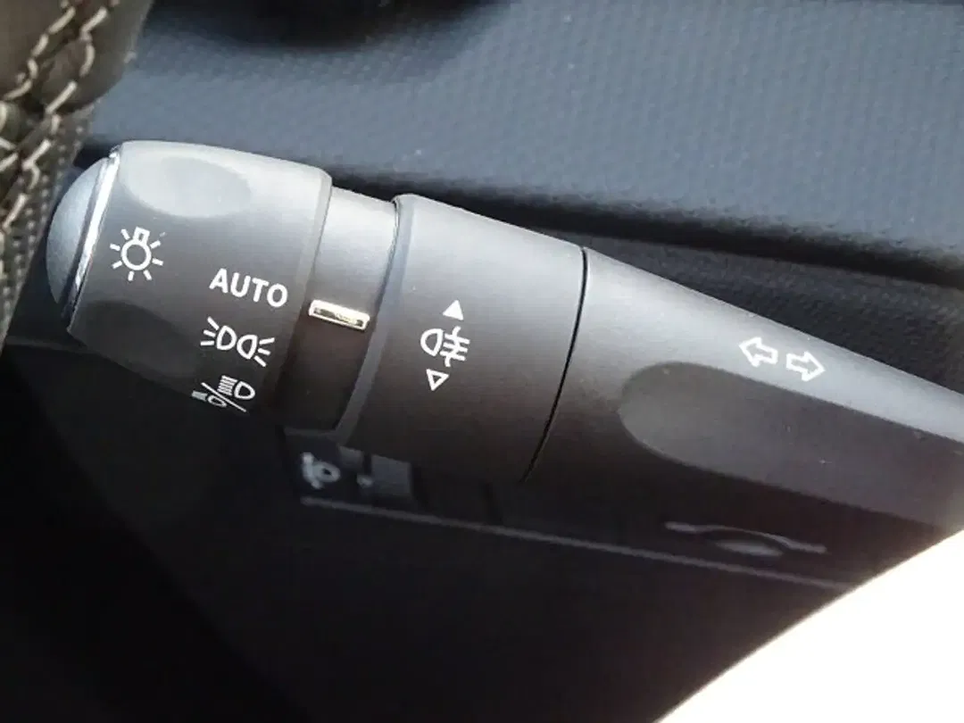 Opel Astra Edition - Thumbnail 11
