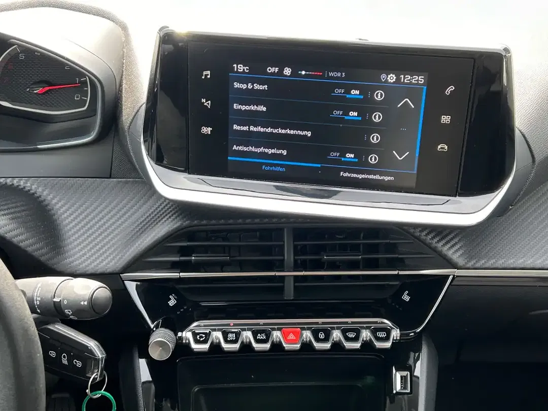 Peugeot 208 Active Pack - Thumbnail 9