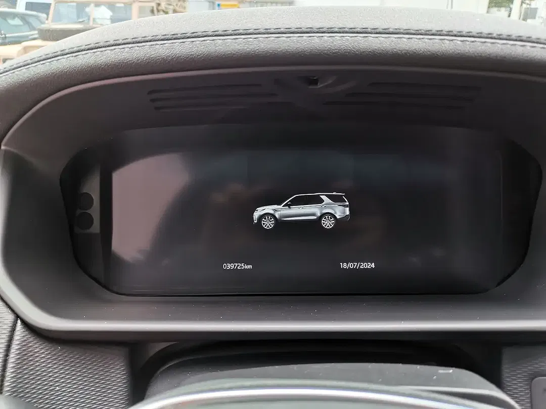 Land Rover Discovery R-Dynamic HSE - Thumbnail 11