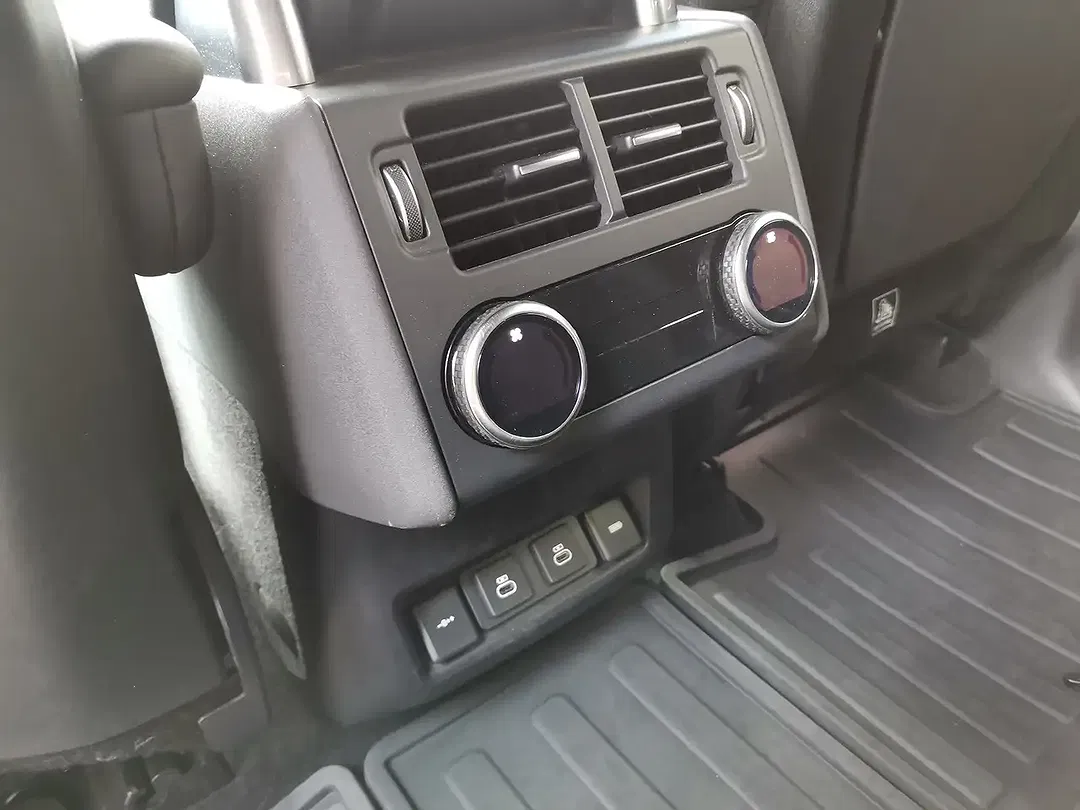 Land Rover Discovery R-Dynamic HSE - foto 15