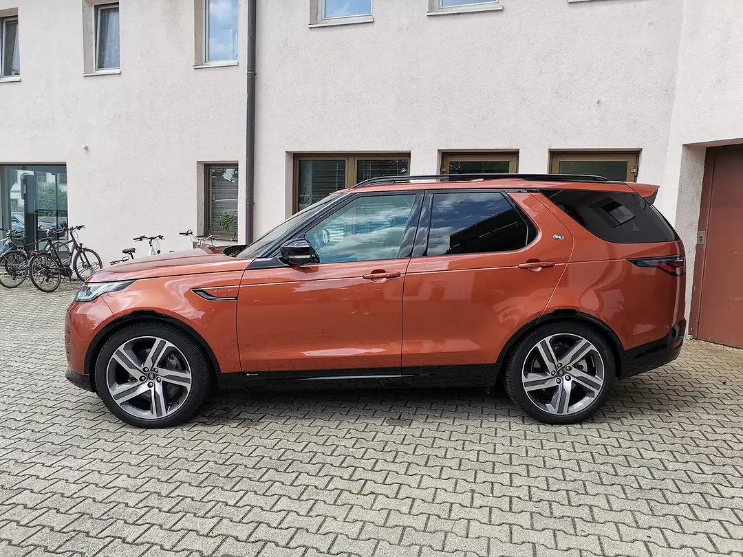 Land Rover Discovery R-Dynamic HSE - Thumbnail 3