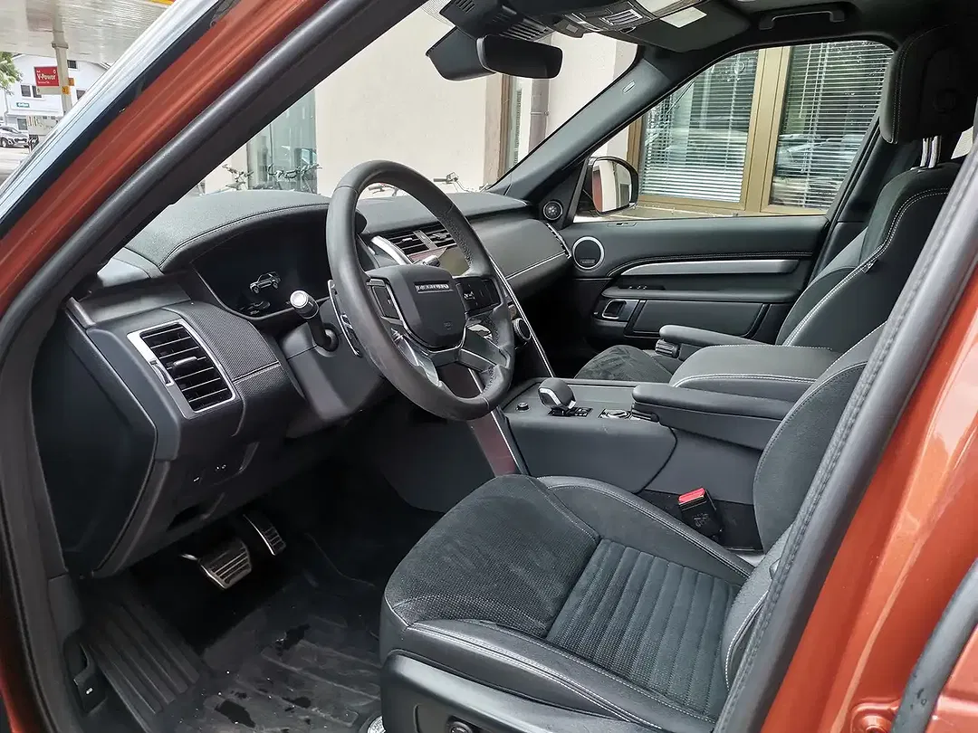 Land Rover Discovery R-Dynamic HSE - Thumbnail 8