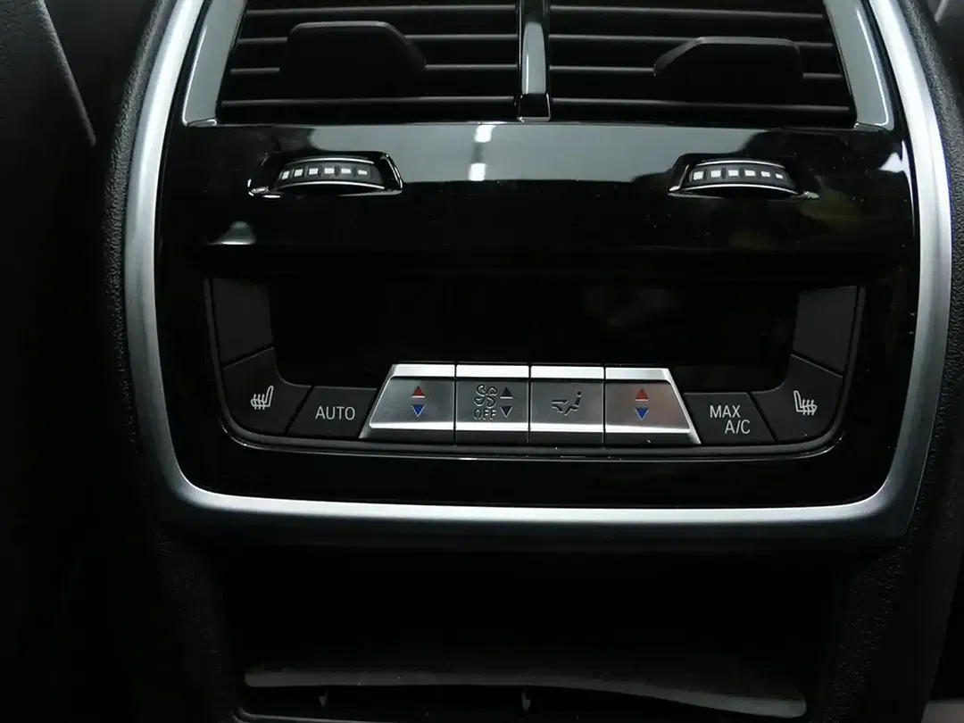 BMW X5 xDrive M Pro - Thumbnail 10