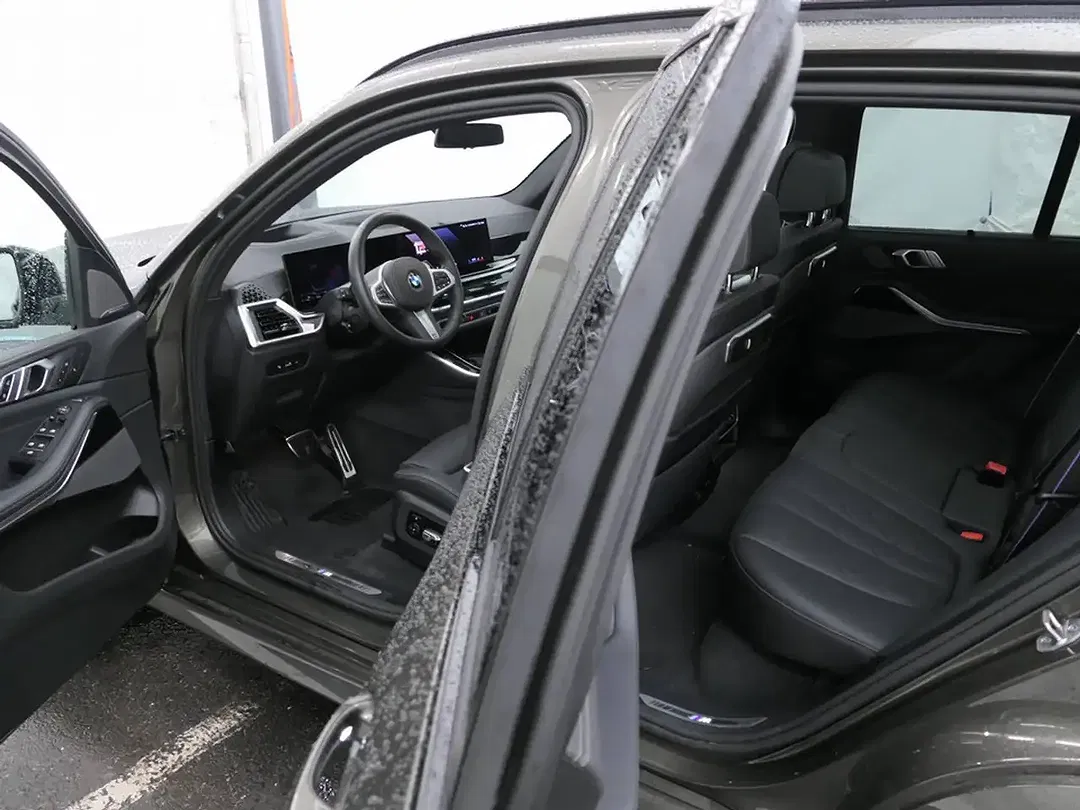 BMW X5 xDrive M Pro - Thumbnail 11