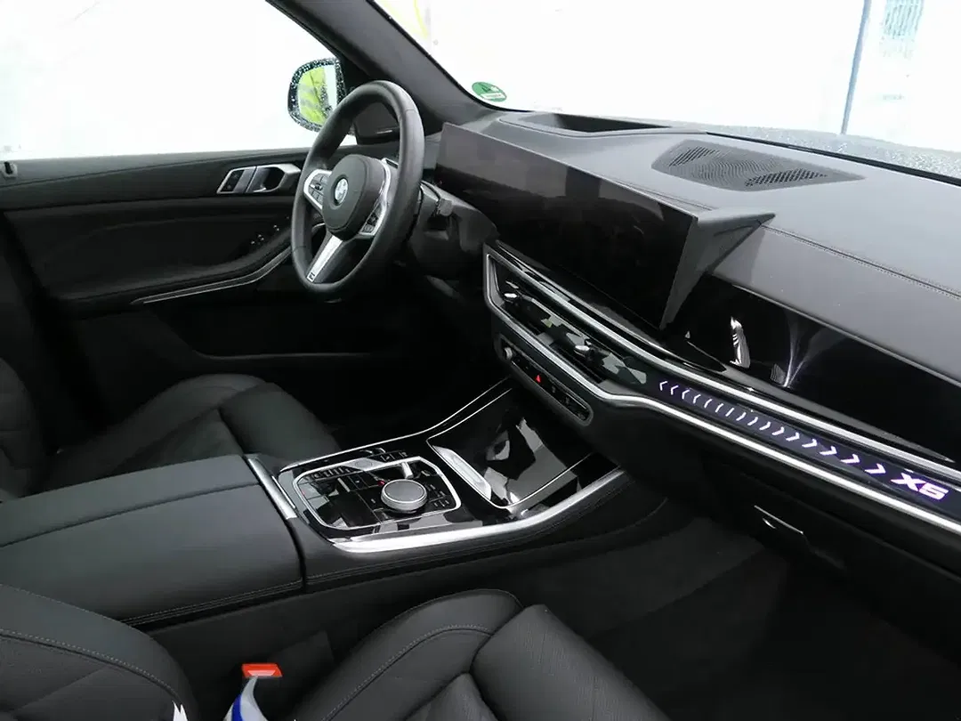 BMW X5 xDrive M Pro - Thumbnail 6