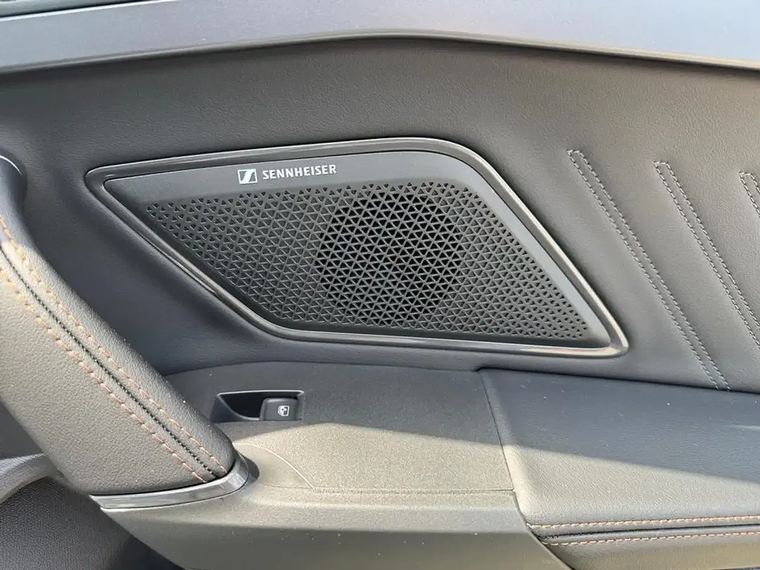 CUPRA Leon 1.5 eTSI DSG Matrix LED - Thumbnail 13