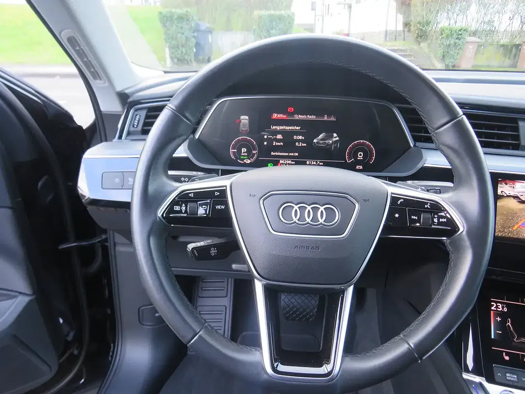 Audi e-tron 55 quattro Sportback - Thumbnail 10