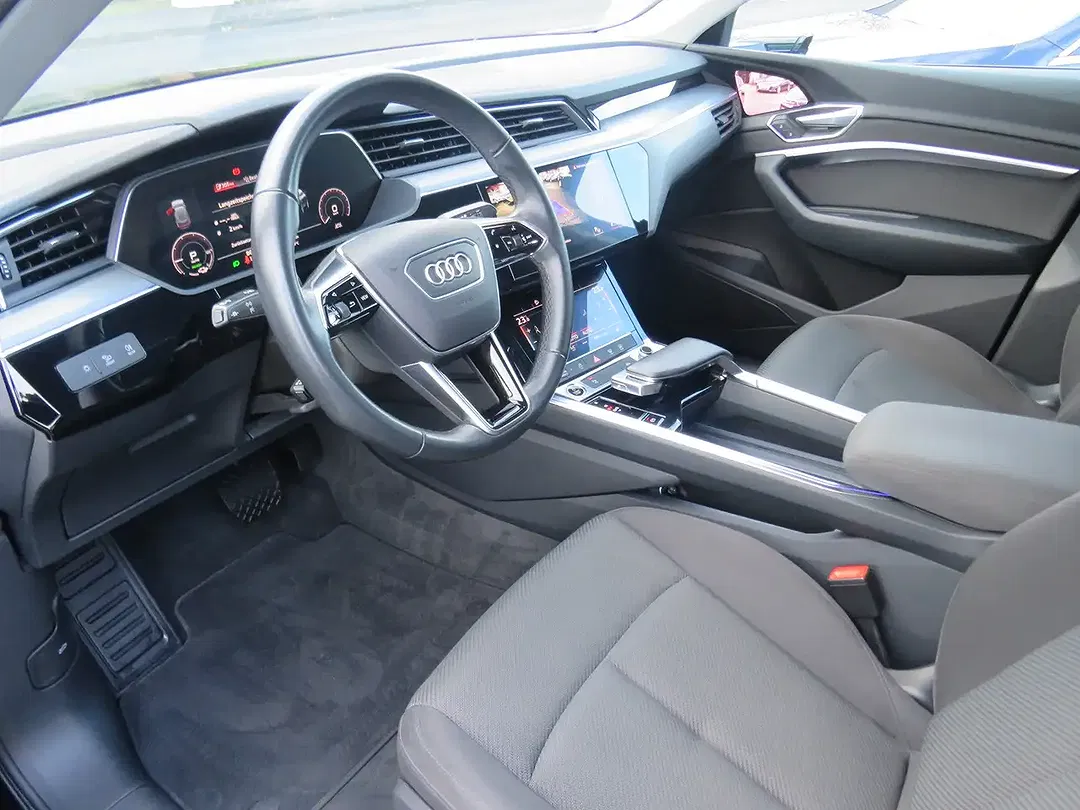 Audi e-tron 55 quattro Sportback - Thumbnail 7