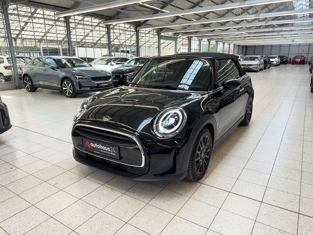 MINI One Cabrio Essential Trim - Thumbnail 3