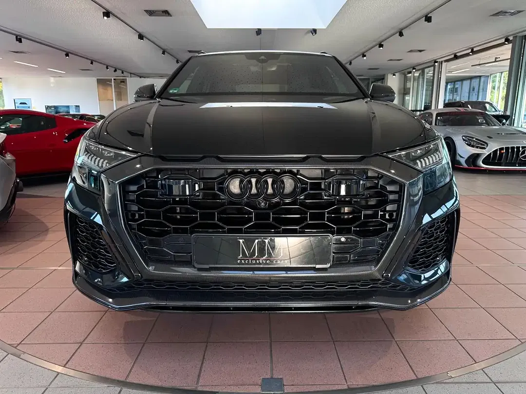 Audi RS Q8 - Thumbnail 4