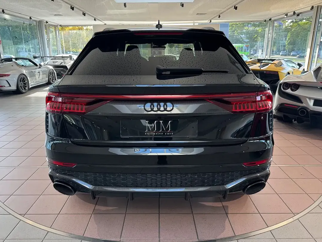 Audi RS Q8 - Thumbnail 7