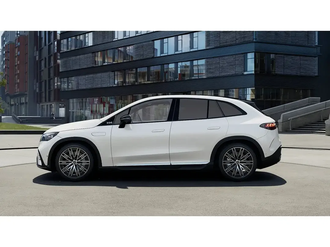 Mercedes-Benz EQE 350 4MATIC AMG - Thumbnail 3