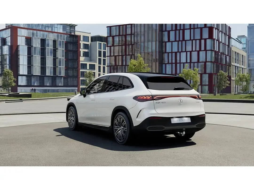 Mercedes-Benz EQE 350 4MATIC AMG - Thumbnail 4