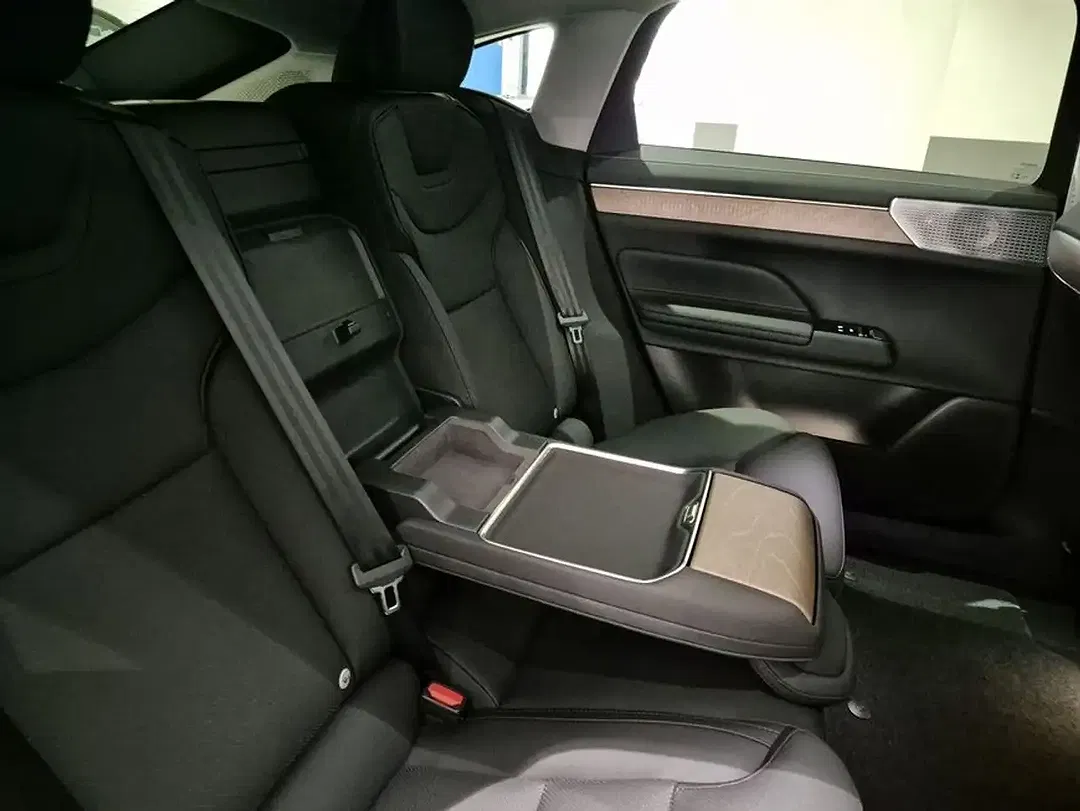 Volvo ES90 Single Motor Ultra - Thumbnail 17
