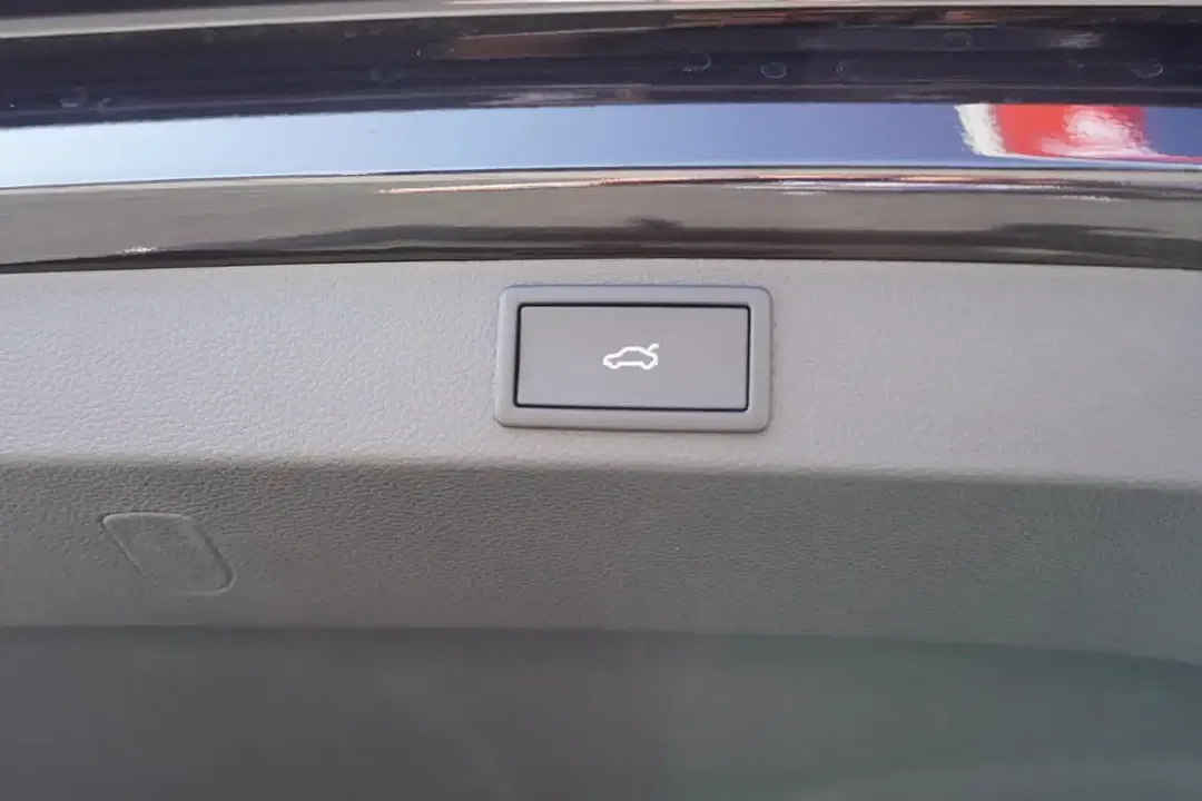 Skoda Karoq 1.5 TSI DSG Sportline - Thumbnail 11