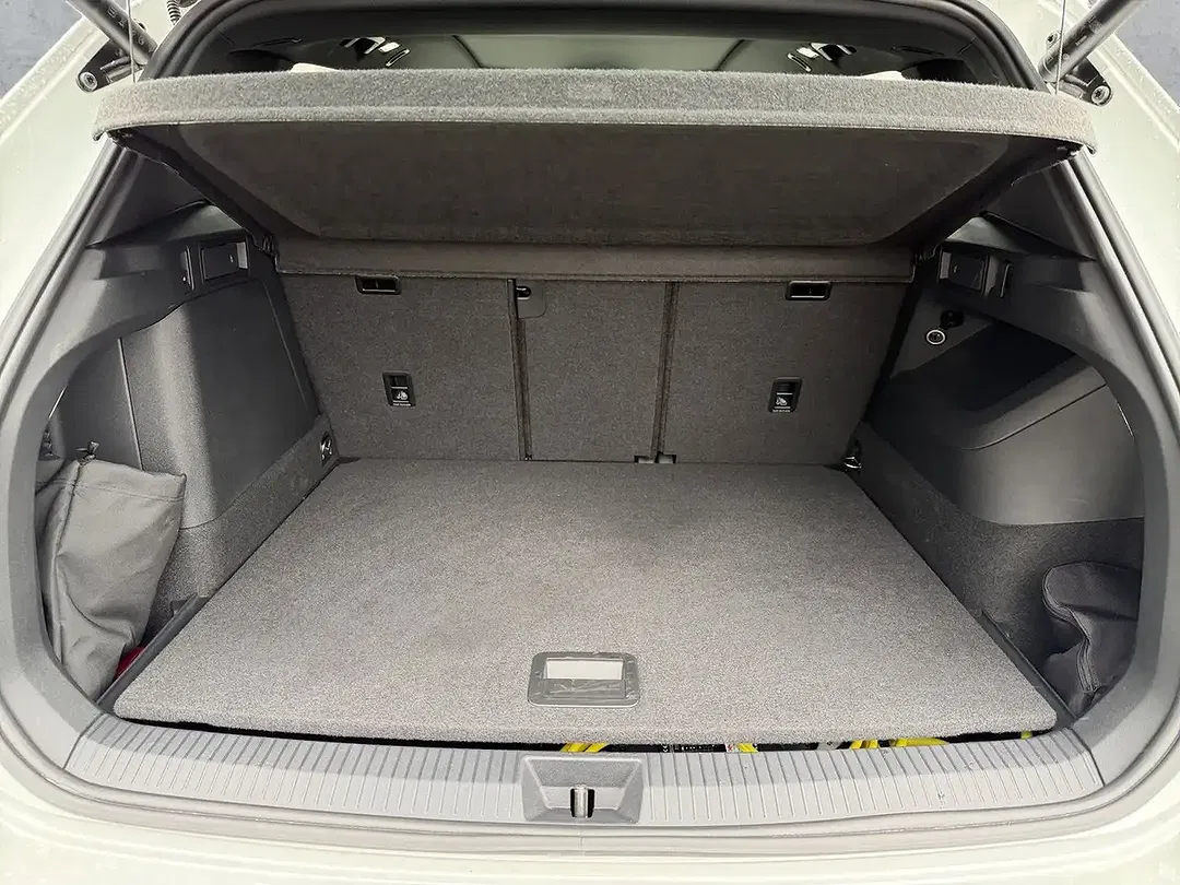 Volkswagen Tiguan 1.5 eHybrid Elegance - Thumbnail 13