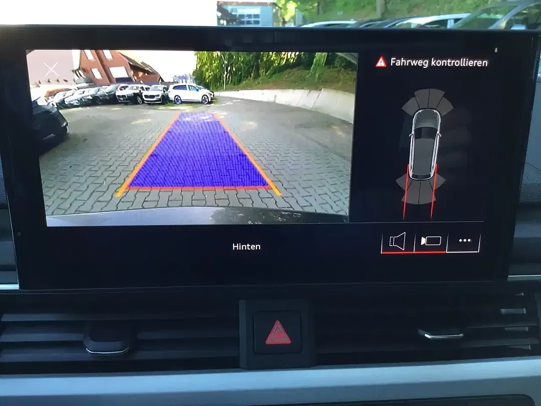 Audi A4 35 TDI S tronic Avant - Thumbnail 12