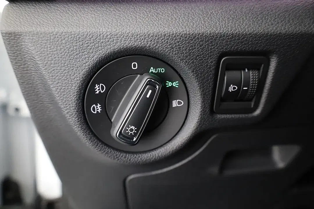 Skoda Kamiq 1.0 TSI DSG Selection - Thumbnail 7