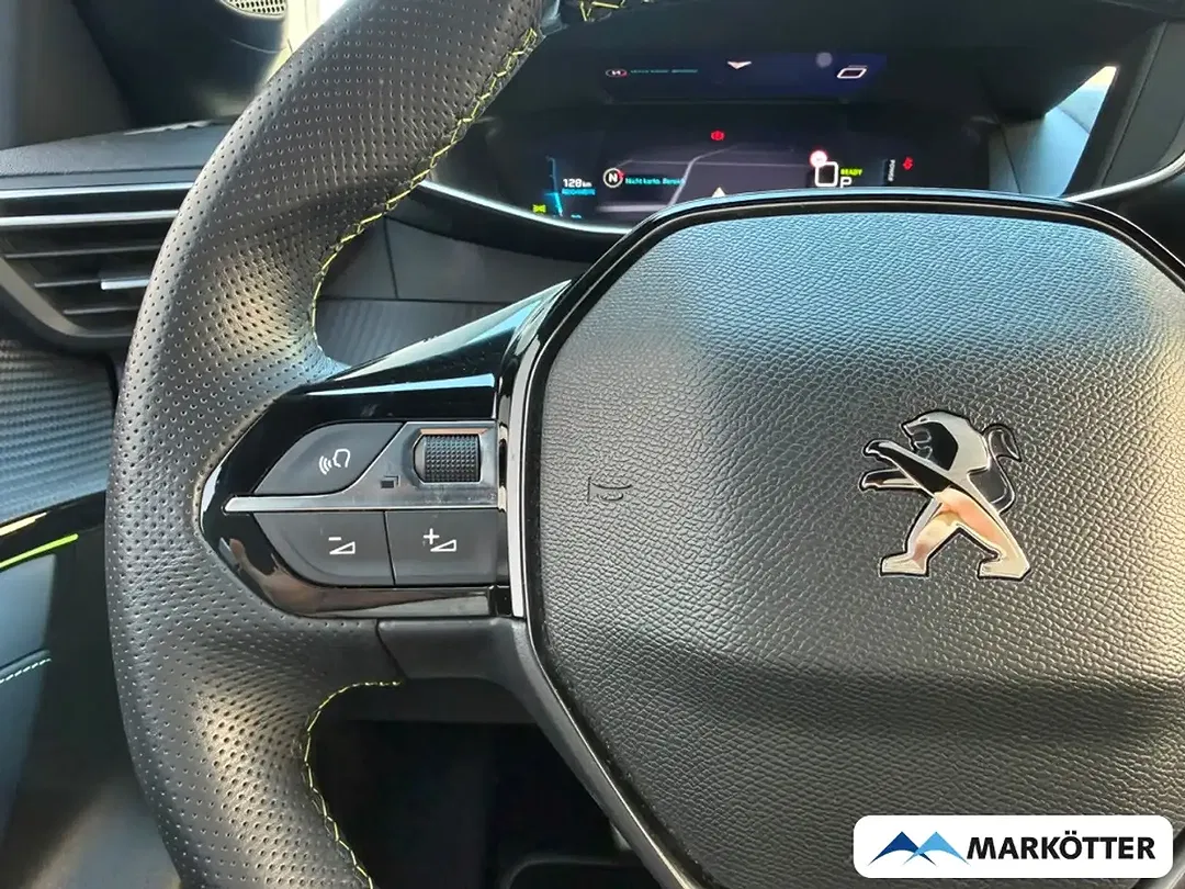 Peugeot 208 GT - foto 15