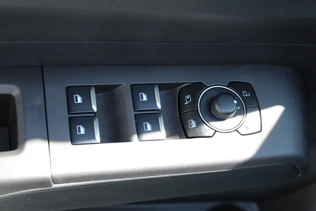 Ford Tourneo Courier Active - Thumbnail 7