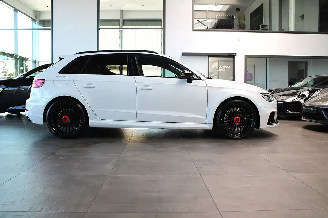 Audi RS3 Sportback - Thumbnail 11