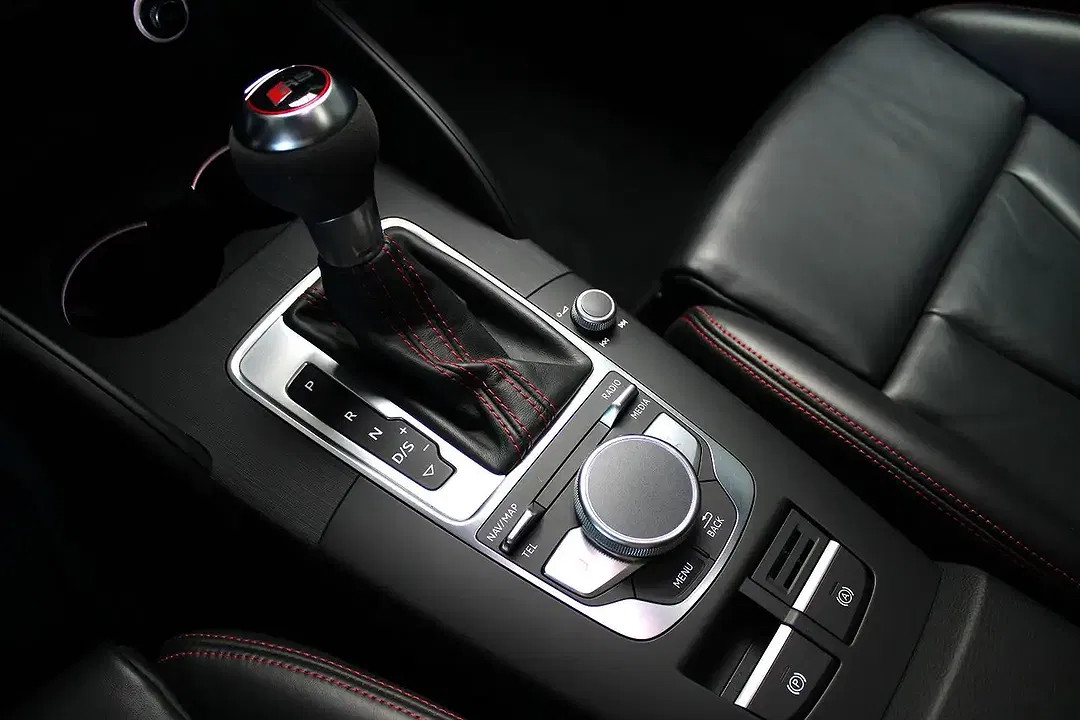 Audi RS3 Sportback - Thumbnail 14