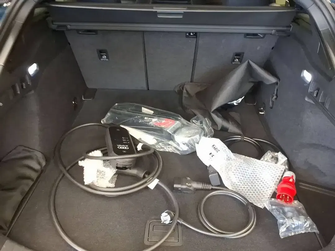 Audi A6 e-tron Matrix LED Avant S line - Thumbnail 7