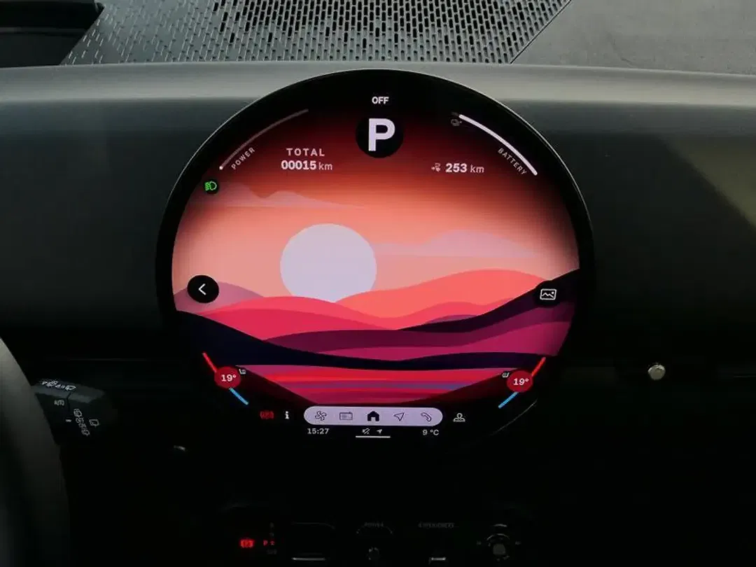 MINI Aceman Essential Trim - Thumbnail 13