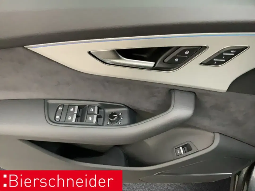 Audi Q7 50 TDI quattro S line - Thumbnail 8