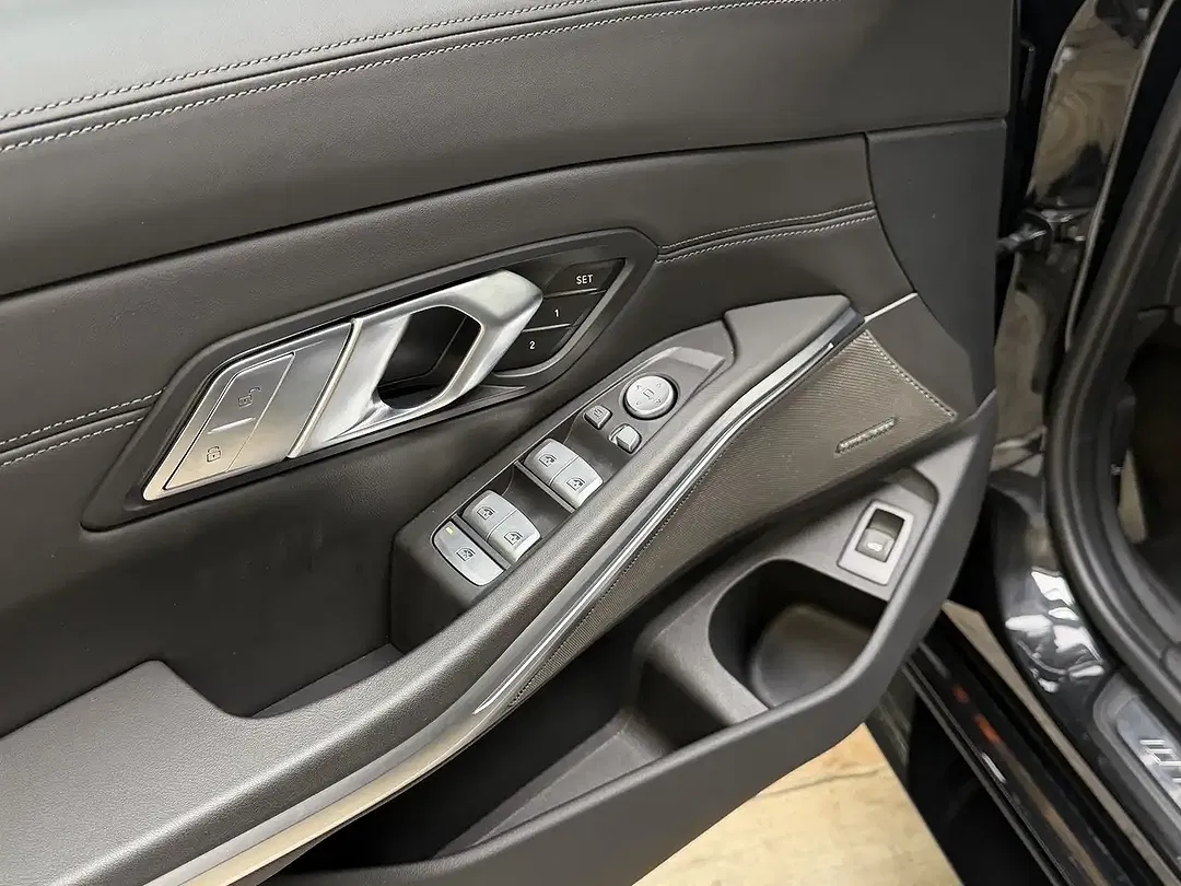 BMW M3 xDrive Touring - Thumbnail 13