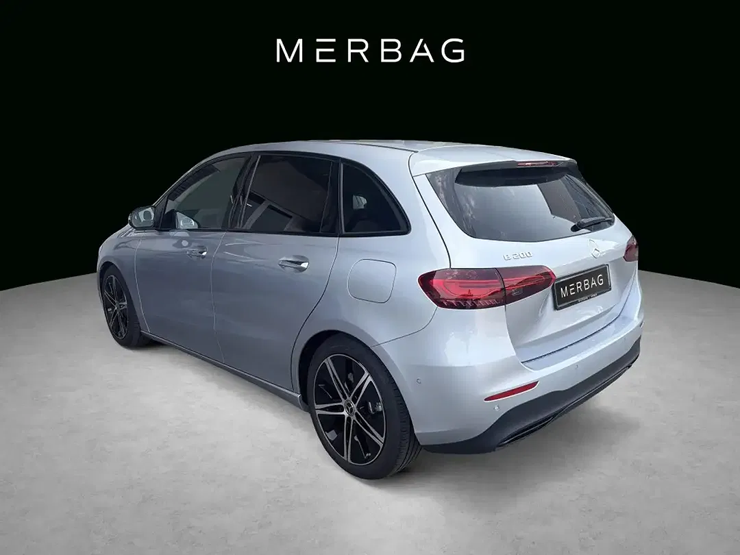 Mercedes-Benz B 200 Progressive Night - Thumbnail 5