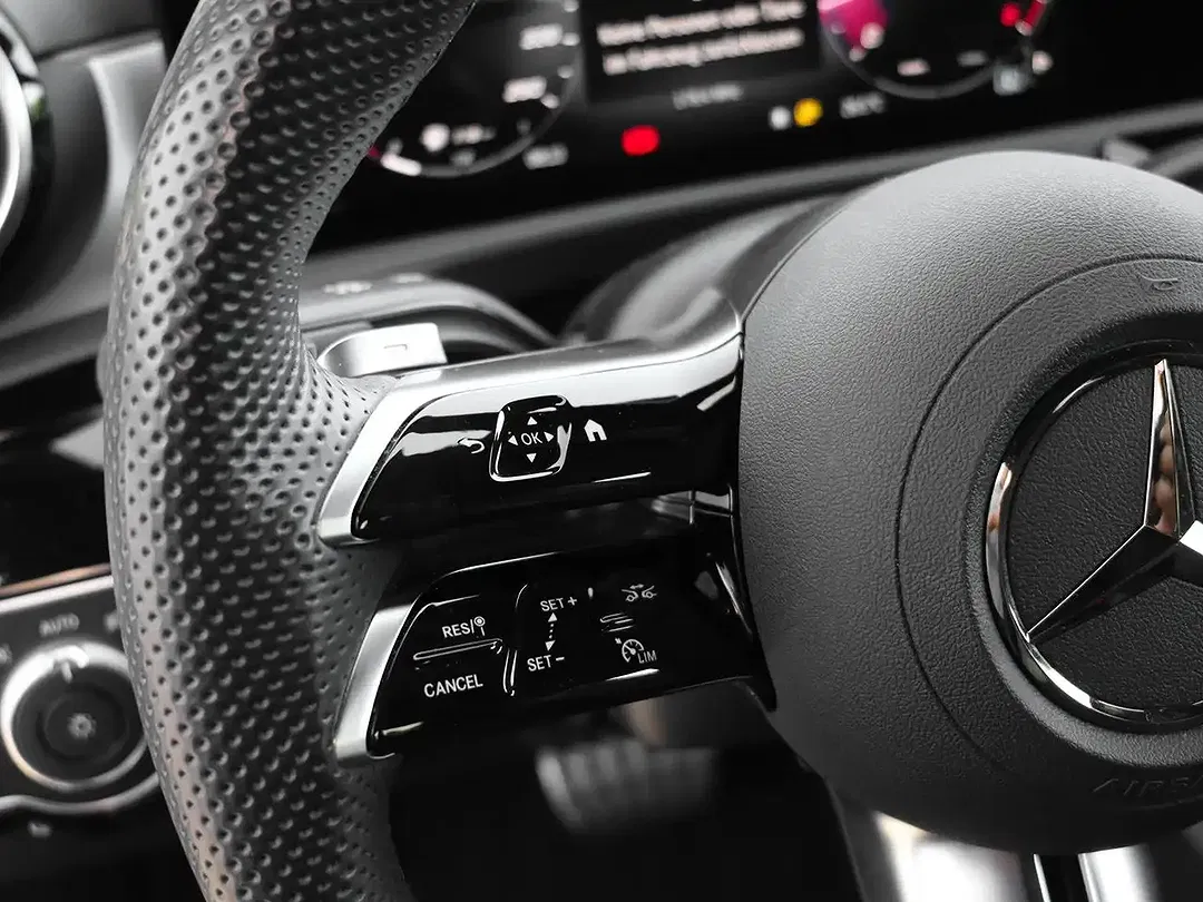 Mercedes-Benz CLA 200 AMG Edition Night - Thumbnail 13