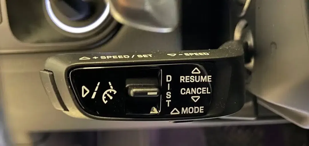 Porsche Cayenne E-Hybrid - Thumbnail 10