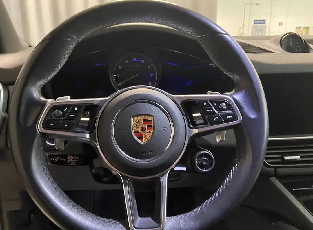 Porsche Cayenne E-Hybrid - Thumbnail 11