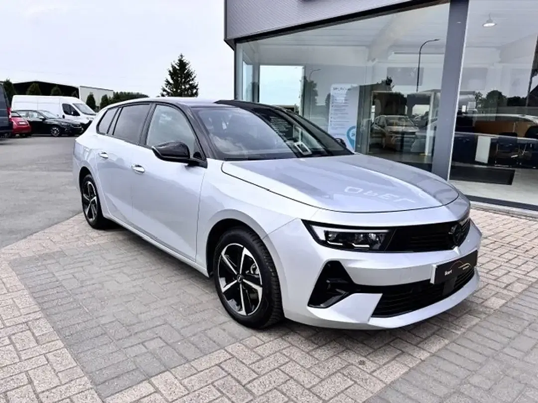 Opel Astra GS Line - foto 1