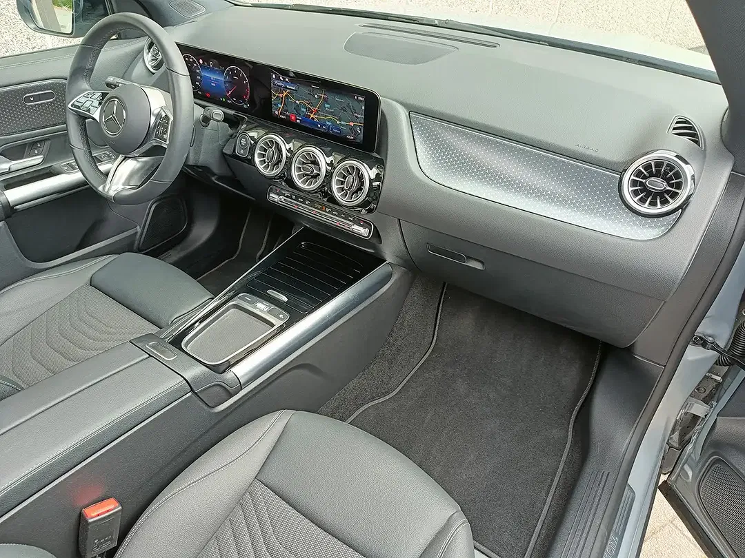 Mercedes-Benz GLA 180 Luxury Edition - Thumbnail 12