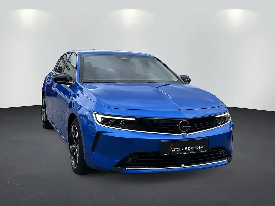 Opel Astra 1.2 Turbo Elegance - Thumbnail 1
