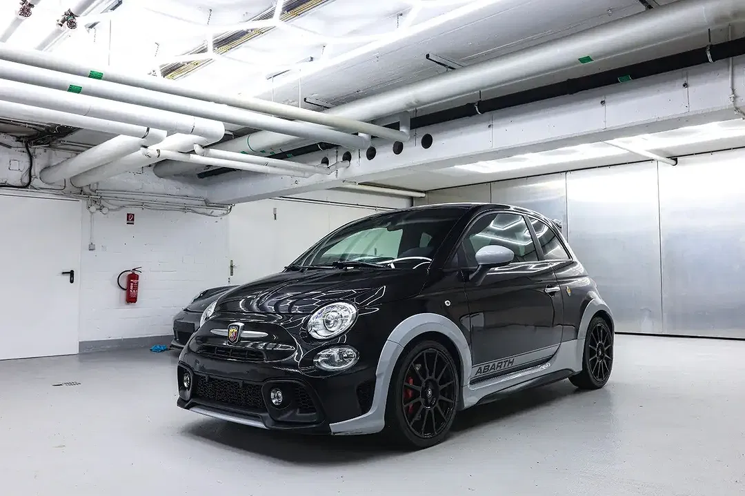 Abarth 695 70th Anniversario Limited Edition - foto 1
