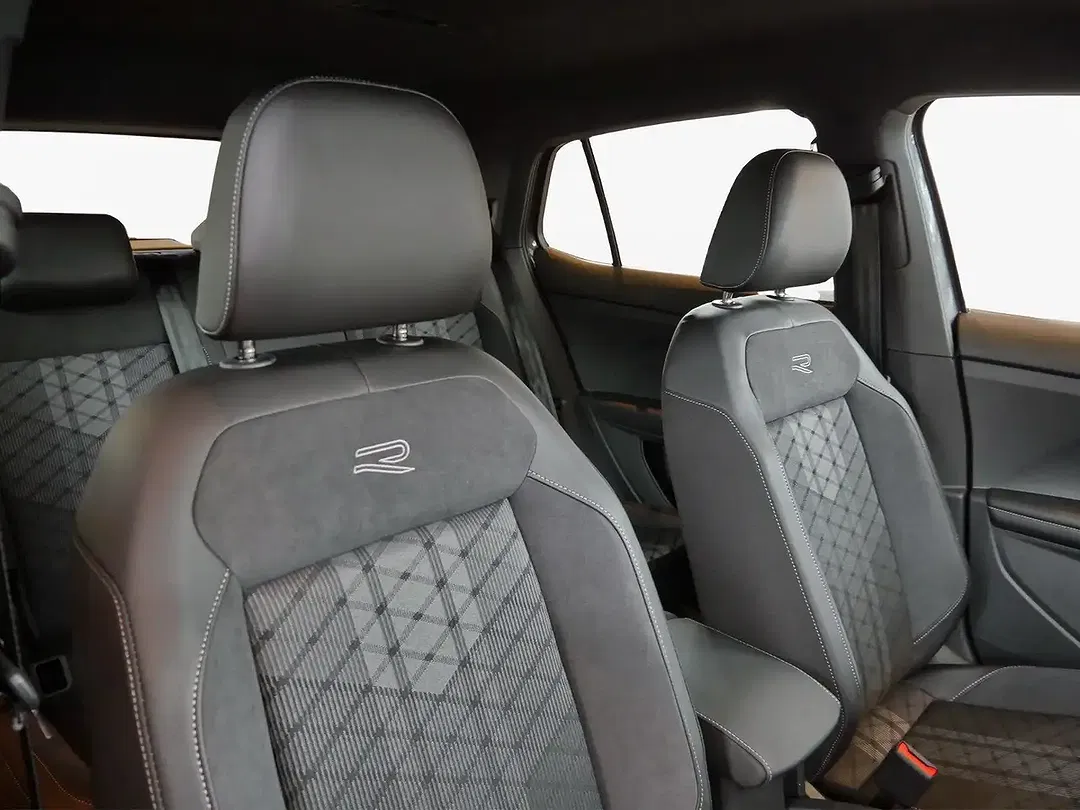 Volkswagen T-Cross 1.5 TSI DSG R-Line - Thumbnail 9