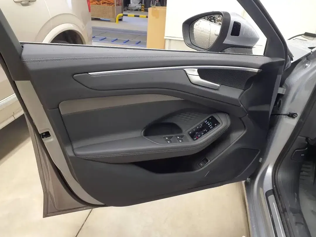 Audi A6 TDI S tronic Matrix LED Avant - Thumbnail 4