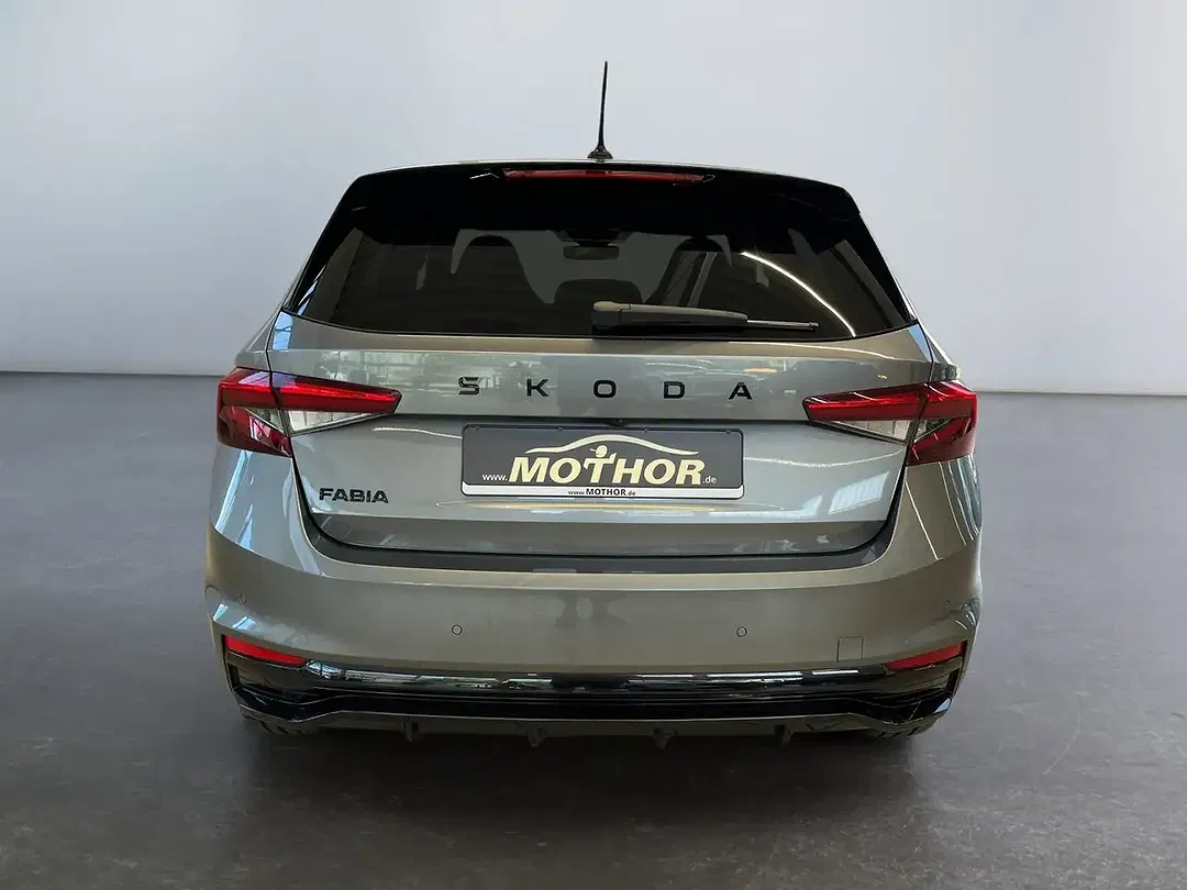 Skoda Fabia 1.0 TSI DSG Monte Carlo - Thumbnail 4
